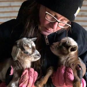 Meet your Posher, Julie